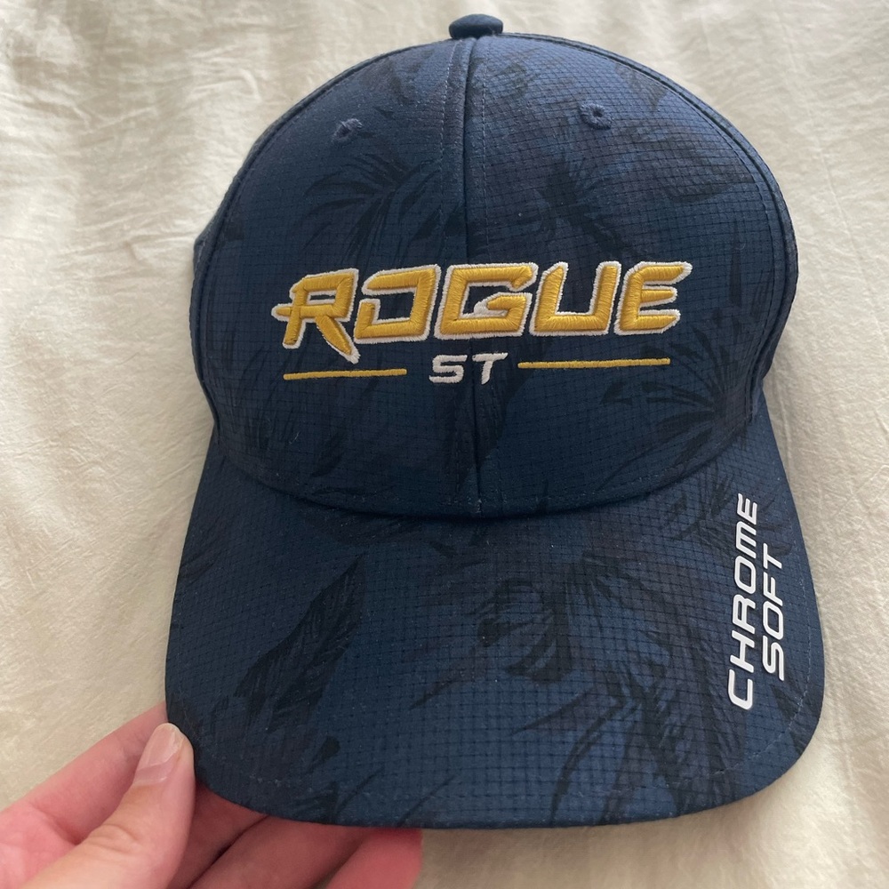 Callaway Rogue ST hat